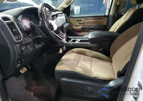 2021 Ram 1500 Big Horn/Lone Star из США, поврежденный, VIN 1C6SRFFT1MN752518